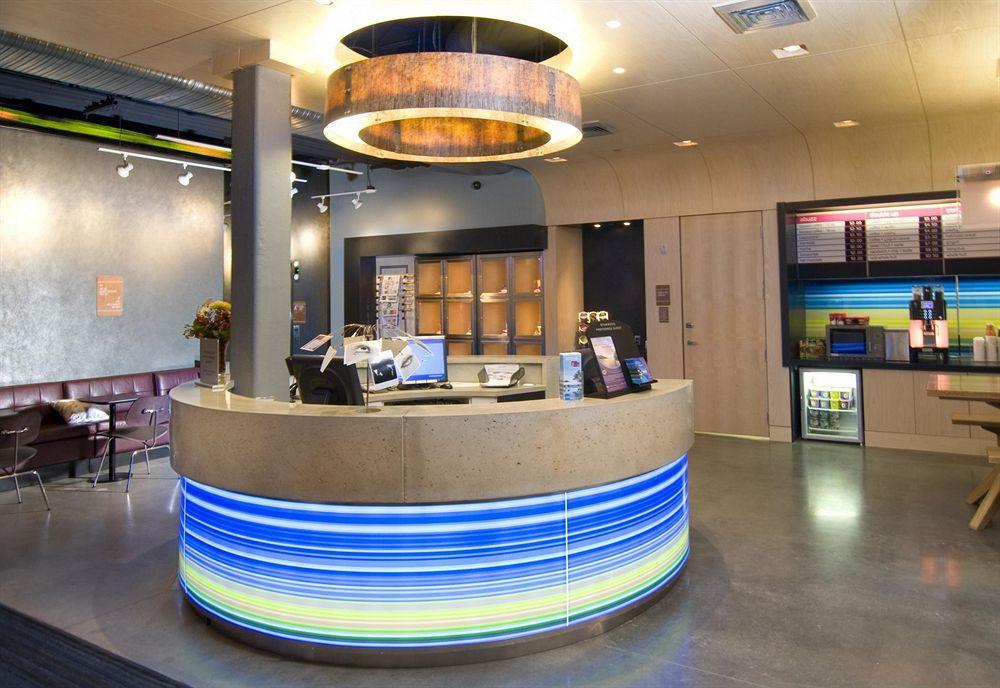 Aloft Chesapeake Hotel Dalaman gambar